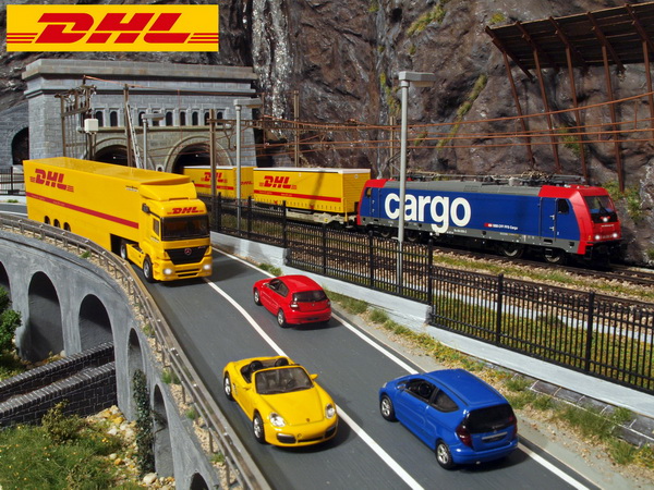 DHL.jpg