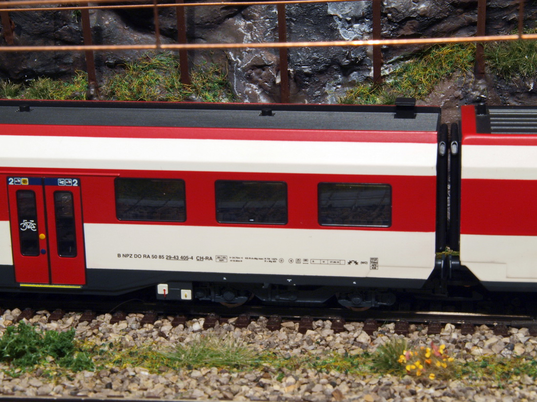 SBB DOMINO_07.JPG