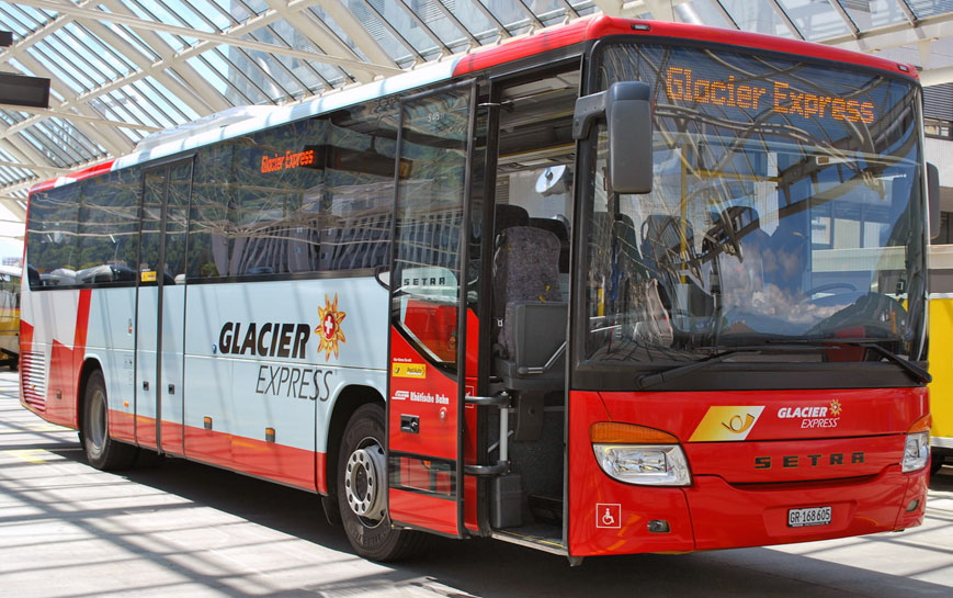 Glacier-Express-Bus.jpg