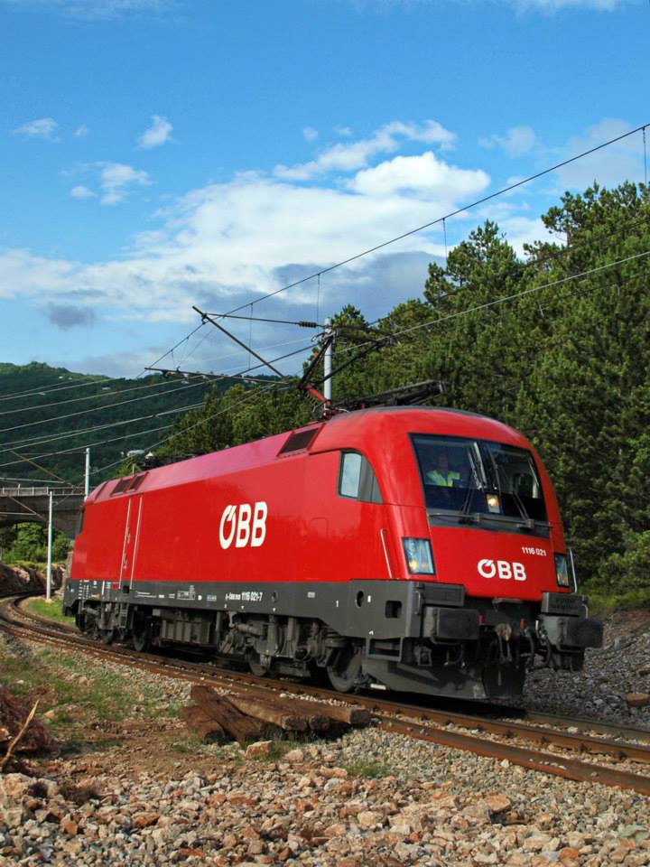 ÖBB 1116 021-7 Rail Cargo Carrier, Plase, 17.06.14..jpg