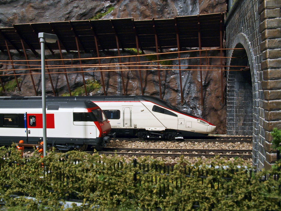 SBB steuerwagen & ETR 610.JPG