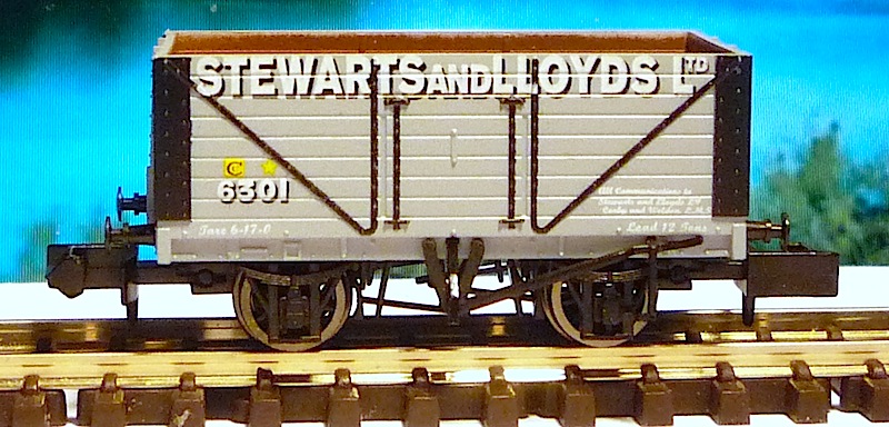 Dapol Stewart & Lloyd 8-Plank Open Coal Wagon.JPG