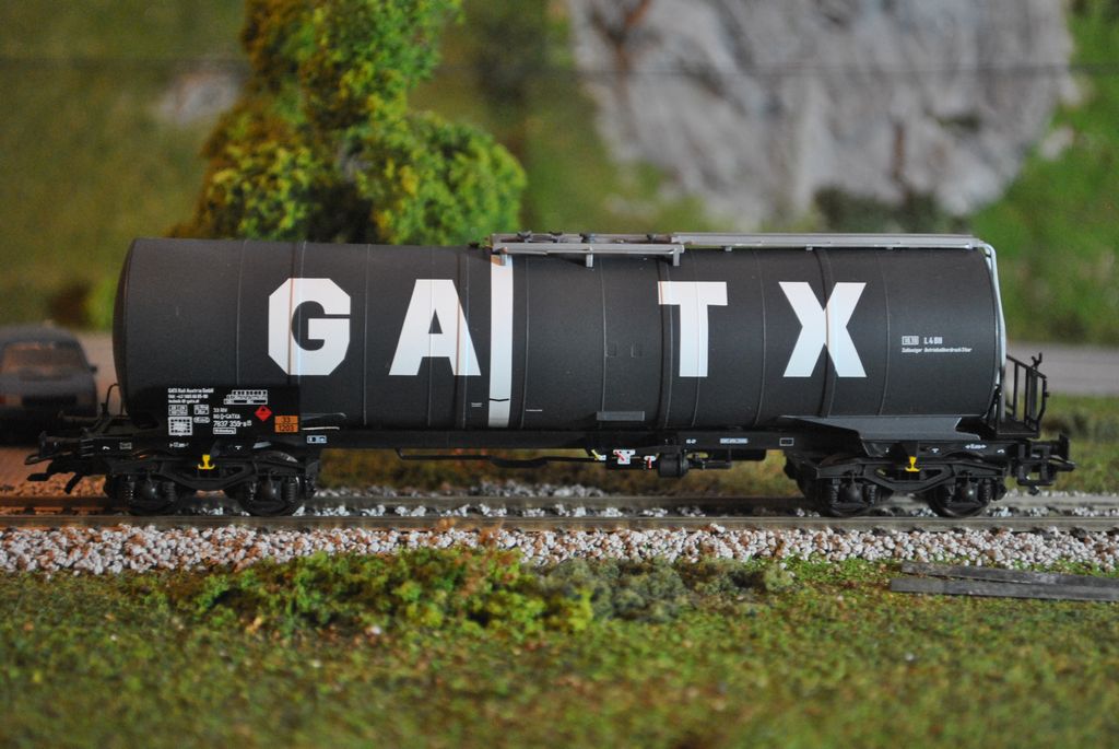 Trix 24203-10 GATX 1.jpg