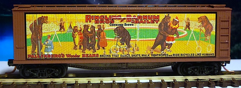 Micro-Trains Line 40' Wood Sheathed Box Car, Ringling Bros. and Barnum & Bailey Billboard Car #5.JPG