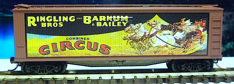 Micro-Trains Line 40' Wood Sheathed Box Car, Ringling Bros. and Barnum & Bailey Billboard Car #6.JPG