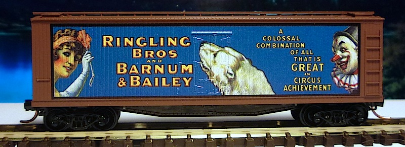 Micro-Trains Line 40' Wood Sheathed Box Car, Ringling Bros. and Barnum & Bailey Billboard Car #8.JPG