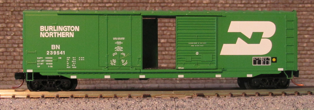 Micro-Trains Line 07600090.JPG