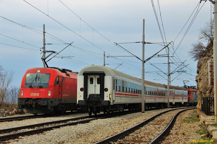 Meja 5.JPG