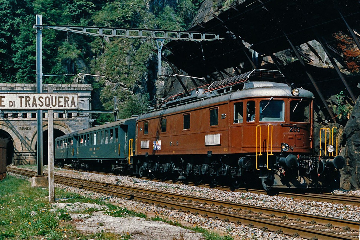 BLS Ae 6-8 203.jpg