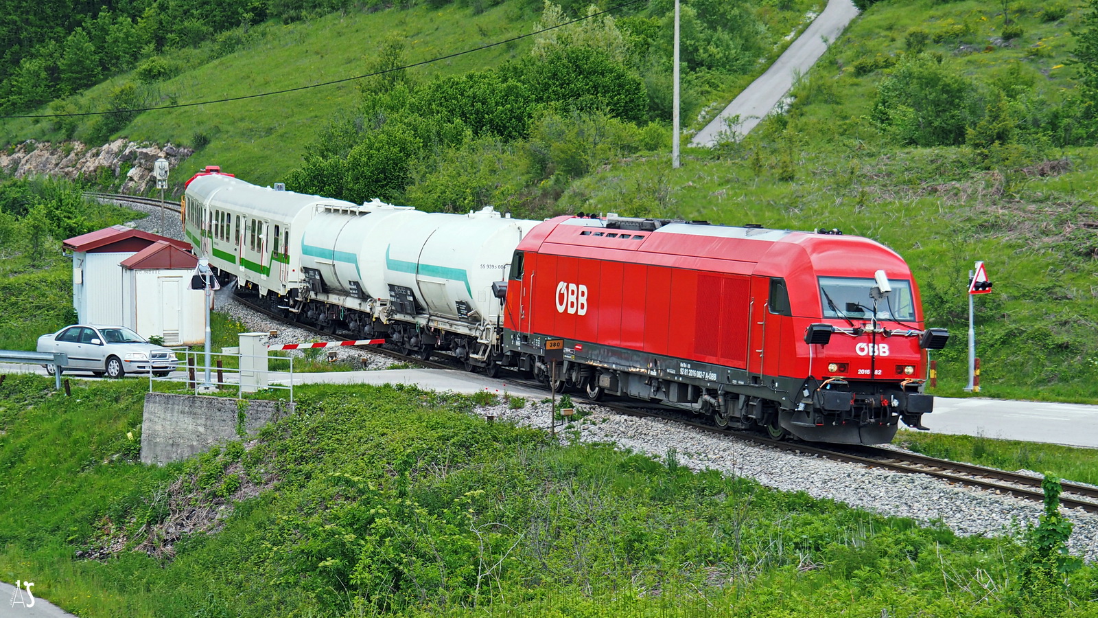 RCCCro 2016 082 & 2062 050, Vojnovac,23.05.19AS_01.jpg