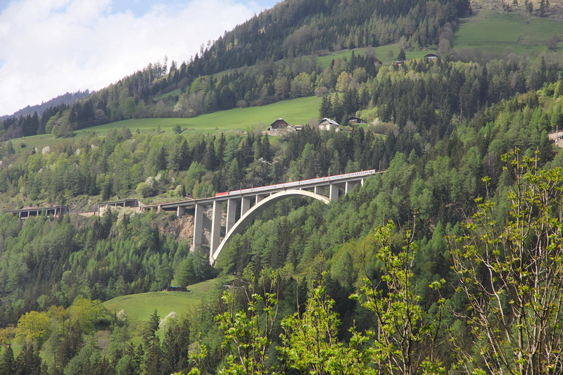 zzz Tauernbahn 130504 dstanicic_1983_resize.jpg