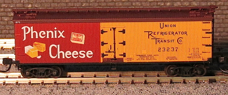 Atlas - 40' Wood Reefer - Phenix Cheese (URTX) 23237.JPG