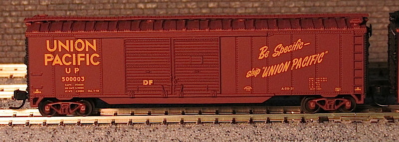 Atlas Trainman - 50ft Double Door Box Car - Union Pacific 500003.JPG