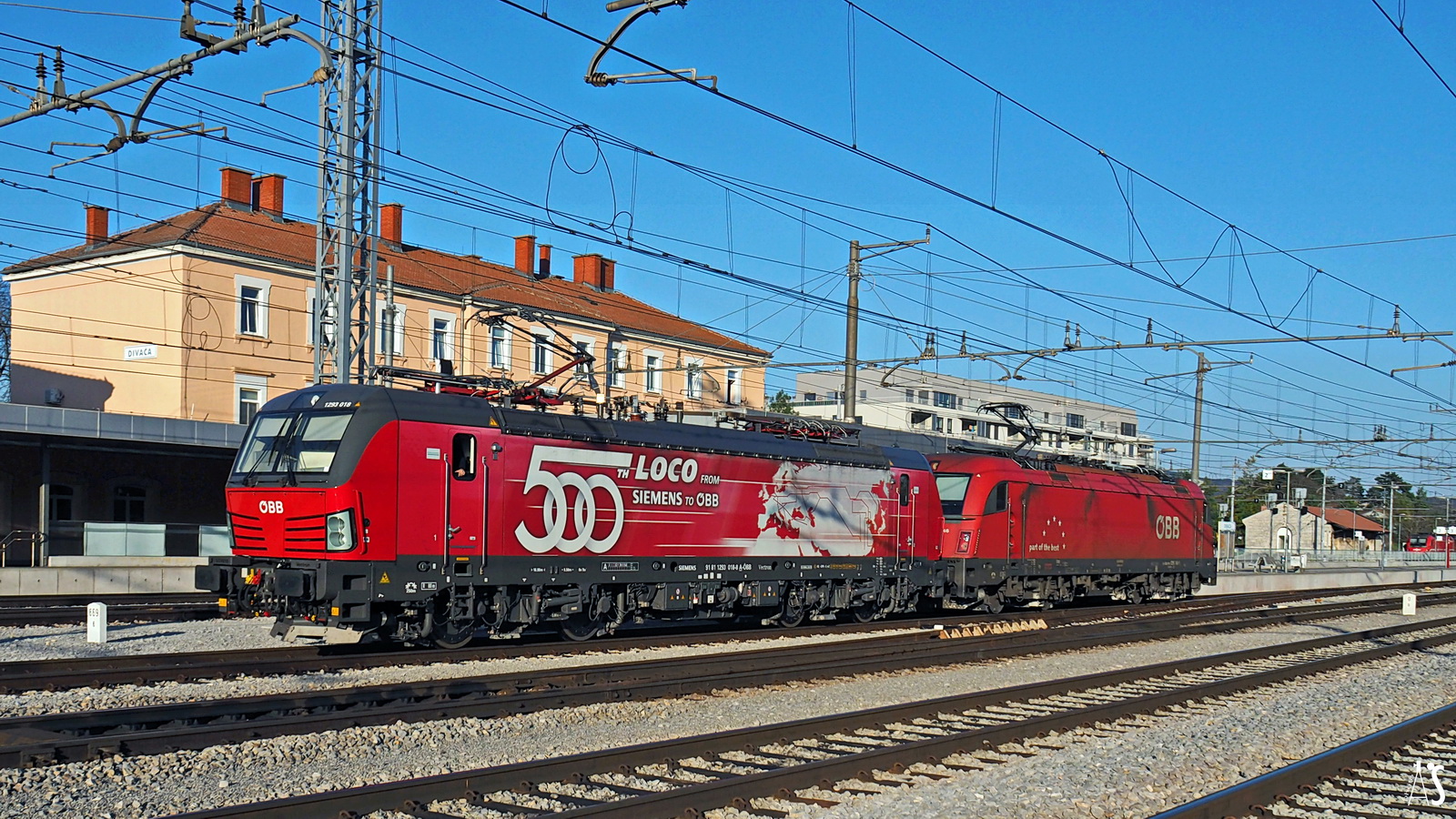 RCCSlo 1293 018&1216 146,Divača,31.03.19AS.jpg