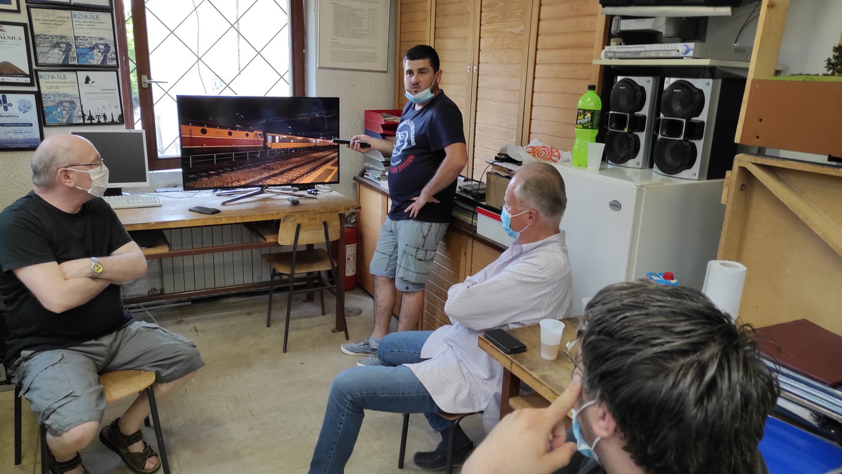IMG_20210615_192714_resize.jpg